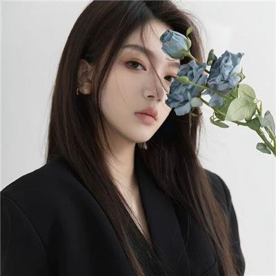 双面艾莉丝